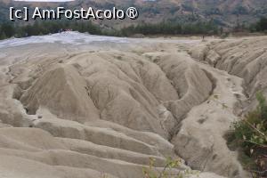 [P57] Vulcanii Noroioși Pâclele Mari, relief ondulat dar cu mai puțini vulcani » foto by mprofeanu
 - 
<span class="allrVoted glyphicon glyphicon-heart hidden" id="av1391376"></span>
<a class="m-l-10 hidden" id="sv1391376" onclick="voting_Foto_DelVot(,1391376,5504)" role="button">șterge vot <span class="glyphicon glyphicon-remove"></span></a>
<a id="v91391376" class=" c-red"  onclick="voting_Foto_SetVot(1391376)" role="button"><span class="glyphicon glyphicon-heart-empty"></span> <b>LIKE</b> = Votează poza</a> <img class="hidden"  id="f1391376W9" src="/imagini/loader.gif" border="0" /><span class="AjErrMes hidden" id="e1391376ErM"></span>