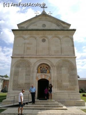 [P19] Biserica Mânăstirii Dealu » foto by crismis
 - 
<span class="allrVoted glyphicon glyphicon-heart hidden" id="av924522"></span>
<a class="m-l-10 hidden" id="sv924522" onclick="voting_Foto_DelVot(,924522,5504)" role="button">șterge vot <span class="glyphicon glyphicon-remove"></span></a>
<a id="v9924522" class=" c-red"  onclick="voting_Foto_SetVot(924522)" role="button"><span class="glyphicon glyphicon-heart-empty"></span> <b>LIKE</b> = Votează poza</a> <img class="hidden"  id="f924522W9" src="/imagini/loader.gif" border="0" /><span class="AjErrMes hidden" id="e924522ErM"></span>