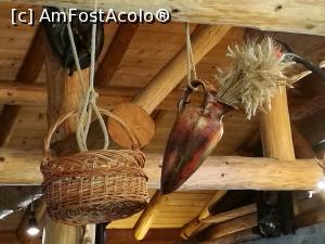 [P03] La Ferma Dacilor, Tohani - decor în restaurant » foto by crismis
 - 
<span class="allrVoted glyphicon glyphicon-heart hidden" id="av924506"></span>
<a class="m-l-10 hidden" id="sv924506" onclick="voting_Foto_DelVot(,924506,5504)" role="button">șterge vot <span class="glyphicon glyphicon-remove"></span></a>
<a id="v9924506" class=" c-red"  onclick="voting_Foto_SetVot(924506)" role="button"><span class="glyphicon glyphicon-heart-empty"></span> <b>LIKE</b> = Votează poza</a> <img class="hidden"  id="f924506W9" src="/imagini/loader.gif" border="0" /><span class="AjErrMes hidden" id="e924506ErM"></span>