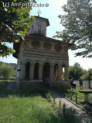 [P28] Biserica din Măldărești » foto by crismis
 - 
<span class="allrVoted glyphicon glyphicon-heart hidden" id="av925277"></span>
<a class="m-l-10 hidden" id="sv925277" onclick="voting_Foto_DelVot(,925277,5504)" role="button">șterge vot <span class="glyphicon glyphicon-remove"></span></a>
<a id="v9925277" class=" c-red"  onclick="voting_Foto_SetVot(925277)" role="button"><span class="glyphicon glyphicon-heart-empty"></span> <b>LIKE</b> = Votează poza</a> <img class="hidden"  id="f925277W9" src="/imagini/loader.gif" border="0" /><span class="AjErrMes hidden" id="e925277ErM"></span>