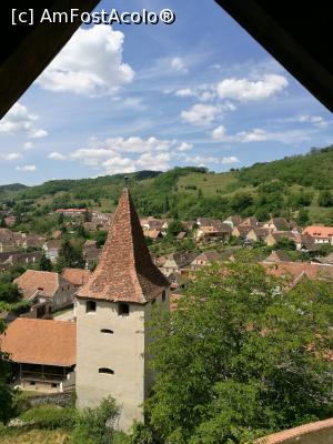 [P48] Biertan văzut peste zidurile bisericii-cetate » foto by crismis
 - 
<span class="allrVoted glyphicon glyphicon-heart hidden" id="av988387"></span>
<a class="m-l-10 hidden" id="sv988387" onclick="voting_Foto_DelVot(,988387,5504)" role="button">șterge vot <span class="glyphicon glyphicon-remove"></span></a>
<a id="v9988387" class=" c-red"  onclick="voting_Foto_SetVot(988387)" role="button"><span class="glyphicon glyphicon-heart-empty"></span> <b>LIKE</b> = Votează poza</a> <img class="hidden"  id="f988387W9" src="/imagini/loader.gif" border="0" /><span class="AjErrMes hidden" id="e988387ErM"></span>