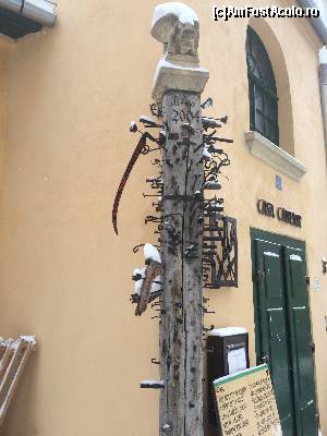 [P23] Casa Calfelor Sibiu » foto by marian_buc
 - 
<span class="allrVoted glyphicon glyphicon-heart hidden" id="av591696"></span>
<a class="m-l-10 hidden" id="sv591696" onclick="voting_Foto_DelVot(,591696,5504)" role="button">șterge vot <span class="glyphicon glyphicon-remove"></span></a>
<a id="v9591696" class=" c-red"  onclick="voting_Foto_SetVot(591696)" role="button"><span class="glyphicon glyphicon-heart-empty"></span> <b>LIKE</b> = Votează poza</a> <img class="hidden"  id="f591696W9" src="/imagini/loader.gif" border="0" /><span class="AjErrMes hidden" id="e591696ErM"></span>