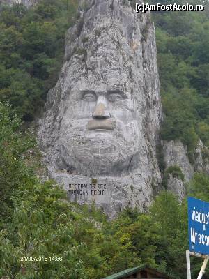 [P07] Decebalus Rex - statuia de la viaductul Mraconia » foto by Mitica49
 - 
<span class="allrVoted glyphicon glyphicon-heart hidden" id="av684119"></span>
<a class="m-l-10 hidden" id="sv684119" onclick="voting_Foto_DelVot(,684119,5504)" role="button">șterge vot <span class="glyphicon glyphicon-remove"></span></a>
<a id="v9684119" class=" c-red"  onclick="voting_Foto_SetVot(684119)" role="button"><span class="glyphicon glyphicon-heart-empty"></span> <b>LIKE</b> = Votează poza</a> <img class="hidden"  id="f684119W9" src="/imagini/loader.gif" border="0" /><span class="AjErrMes hidden" id="e684119ErM"></span>