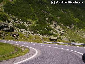 [P15] Serpentine, pe Transfagarasan.  » foto by Tudor-Cristian
 - 
<span class="allrVoted glyphicon glyphicon-heart hidden" id="av562941"></span>
<a class="m-l-10 hidden" id="sv562941" onclick="voting_Foto_DelVot(,562941,5504)" role="button">șterge vot <span class="glyphicon glyphicon-remove"></span></a>
<a id="v9562941" class=" c-red"  onclick="voting_Foto_SetVot(562941)" role="button"><span class="glyphicon glyphicon-heart-empty"></span> <b>LIKE</b> = Votează poza</a> <img class="hidden"  id="f562941W9" src="/imagini/loader.gif" border="0" /><span class="AjErrMes hidden" id="e562941ErM"></span>