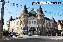 [P14] Sighetu Marmatiei - Palatul Cultural » foto by gregorio
 - 
<span class="allrVoted glyphicon glyphicon-heart hidden" id="av66906"></span>
<a class="m-l-10 hidden" id="sv66906" onclick="voting_Foto_DelVot(,66906,5504)" role="button">șterge vot <span class="glyphicon glyphicon-remove"></span></a>
<a id="v966906" class=" c-red"  onclick="voting_Foto_SetVot(66906)" role="button"><span class="glyphicon glyphicon-heart-empty"></span> <b>LIKE</b> = Votează poza</a> <img class="hidden"  id="f66906W9" src="/imagini/loader.gif" border="0" /><span class="AjErrMes hidden" id="e66906ErM"></span>