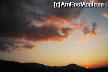 [P19] Apus de soare la Sapanta » foto by gregorio
 - 
<span class="allrVoted glyphicon glyphicon-heart hidden" id="av66911"></span>
<a class="m-l-10 hidden" id="sv66911" onclick="voting_Foto_DelVot(,66911,5504)" role="button">șterge vot <span class="glyphicon glyphicon-remove"></span></a>
<a id="v966911" class=" c-red"  onclick="voting_Foto_SetVot(66911)" role="button"><span class="glyphicon glyphicon-heart-empty"></span> <b>LIKE</b> = Votează poza</a> <img class="hidden"  id="f66911W9" src="/imagini/loader.gif" border="0" /><span class="AjErrMes hidden" id="e66911ErM"></span>