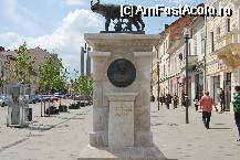 [P18] Cluj-Napoca - statuia lupoaicei » foto by gregorio
 - 
<span class="allrVoted glyphicon glyphicon-heart hidden" id="av67699"></span>
<a class="m-l-10 hidden" id="sv67699" onclick="voting_Foto_DelVot(,67699,5504)" role="button">șterge vot <span class="glyphicon glyphicon-remove"></span></a>
<a id="v967699" class=" c-red"  onclick="voting_Foto_SetVot(67699)" role="button"><span class="glyphicon glyphicon-heart-empty"></span> <b>LIKE</b> = Votează poza</a> <img class="hidden"  id="f67699W9" src="/imagini/loader.gif" border="0" /><span class="AjErrMes hidden" id="e67699ErM"></span>