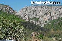 [P23] Cheile Turzii - imagine de ansamblu » foto by gregorio
 - 
<span class="allrVoted glyphicon glyphicon-heart hidden" id="av67704"></span>
<a class="m-l-10 hidden" id="sv67704" onclick="voting_Foto_DelVot(,67704,5504)" role="button">șterge vot <span class="glyphicon glyphicon-remove"></span></a>
<a id="v967704" class=" c-red"  onclick="voting_Foto_SetVot(67704)" role="button"><span class="glyphicon glyphicon-heart-empty"></span> <b>LIKE</b> = Votează poza</a> <img class="hidden"  id="f67704W9" src="/imagini/loader.gif" border="0" /><span class="AjErrMes hidden" id="e67704ErM"></span>