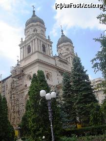 [P29] Turlele de faţadă, cu arhitectură renascentistă în stil baroc,a Catedralei Mitropolitane din Iaşi. În august 2007 cladirea se afla în cursul unor lucrări de reabilitare. » foto by mariana.olaru
 - 
<span class="allrVoted glyphicon glyphicon-heart hidden" id="av123792"></span>
<a class="m-l-10 hidden" id="sv123792" onclick="voting_Foto_DelVot(,123792,5504)" role="button">șterge vot <span class="glyphicon glyphicon-remove"></span></a>
<a id="v9123792" class=" c-red"  onclick="voting_Foto_SetVot(123792)" role="button"><span class="glyphicon glyphicon-heart-empty"></span> <b>LIKE</b> = Votează poza</a> <img class="hidden"  id="f123792W9" src="/imagini/loader.gif" border="0" /><span class="AjErrMes hidden" id="e123792ErM"></span>