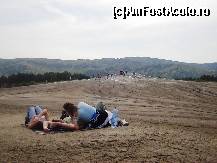 [P19] Pentru unii, drumul prin noroi a fost foaaarte obositor , aşa că puţină odihnă nu strică! (Vulcanii noroioşi de la Pâclele Mari) » foto by mariana.olaru
 - 
<span class="allrVoted glyphicon glyphicon-heart hidden" id="av136845"></span>
<a class="m-l-10 hidden" id="sv136845" onclick="voting_Foto_DelVot(,136845,5504)" role="button">șterge vot <span class="glyphicon glyphicon-remove"></span></a>
<a id="v9136845" class=" c-red"  onclick="voting_Foto_SetVot(136845)" role="button"><span class="glyphicon glyphicon-heart-empty"></span> <b>LIKE</b> = Votează poza</a> <img class="hidden"  id="f136845W9" src="/imagini/loader.gif" border="0" /><span class="AjErrMes hidden" id="e136845ErM"></span>