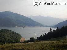 [P24] Lacul Izvoru Muntelui învăluit în ceaţa depărtării » foto by mariana.olaru
 - 
<span class="allrVoted glyphicon glyphicon-heart hidden" id="av81834"></span>
<a class="m-l-10 hidden" id="sv81834" onclick="voting_Foto_DelVot(,81834,5504)" role="button">șterge vot <span class="glyphicon glyphicon-remove"></span></a>
<a id="v981834" class=" c-red"  onclick="voting_Foto_SetVot(81834)" role="button"><span class="glyphicon glyphicon-heart-empty"></span> <b>LIKE</b> = Votează poza</a> <img class="hidden"  id="f81834W9" src="/imagini/loader.gif" border="0" /><span class="AjErrMes hidden" id="e81834ErM"></span>