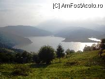 [P26] Panoramă asupra lacului de acumulare Izvoru Muntelui » foto by mariana.olaru
 - 
<span class="allrVoted glyphicon glyphicon-heart hidden" id="av81836"></span>
<a class="m-l-10 hidden" id="sv81836" onclick="voting_Foto_DelVot(,81836,5504)" role="button">șterge vot <span class="glyphicon glyphicon-remove"></span></a>
<a id="v981836" class=" c-red"  onclick="voting_Foto_SetVot(81836)" role="button"><span class="glyphicon glyphicon-heart-empty"></span> <b>LIKE</b> = Votează poza</a> <img class="hidden"  id="f81836W9" src="/imagini/loader.gif" border="0" /><span class="AjErrMes hidden" id="e81836ErM"></span>