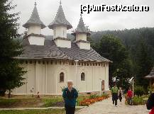 [P08] Biserica cu trei turle a Mănăstirii Durău » foto by mariana.olaru
 - 
<span class="allrVoted glyphicon glyphicon-heart hidden" id="av82264"></span>
<a class="m-l-10 hidden" id="sv82264" onclick="voting_Foto_DelVot(,82264,5504)" role="button">șterge vot <span class="glyphicon glyphicon-remove"></span></a>
<a id="v982264" class=" c-red"  onclick="voting_Foto_SetVot(82264)" role="button"><span class="glyphicon glyphicon-heart-empty"></span> <b>LIKE</b> = Votează poza</a> <img class="hidden"  id="f82264W9" src="/imagini/loader.gif" border="0" /><span class="AjErrMes hidden" id="e82264ErM"></span>