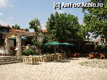 [P02] Restaurant in piata (piateta) satului » foto by geop
 - 
<span class="allrVoted glyphicon glyphicon-heart hidden" id="av211704"></span>
<a class="m-l-10 hidden" id="sv211704" onclick="voting_Foto_DelVot(,211704,5508)" role="button">șterge vot <span class="glyphicon glyphicon-remove"></span></a>
<a id="v9211704" class=" c-red"  onclick="voting_Foto_SetVot(211704)" role="button"><span class="glyphicon glyphicon-heart-empty"></span> <b>LIKE</b> = Votează poza</a> <img class="hidden"  id="f211704W9" src="/imagini/loader.gif" border="0" /><span class="AjErrMes hidden" id="e211704ErM"></span>