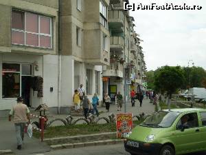 [P03] Pe partea dreaptă, blocuri cu locuințe, cu magazine la parter.  » foto by Mihai18
 - 
<span class="allrVoted glyphicon glyphicon-heart hidden" id="av675072"></span>
<a class="m-l-10 hidden" id="sv675072" onclick="voting_Foto_DelVot(,675072,5515)" role="button">șterge vot <span class="glyphicon glyphicon-remove"></span></a>
<a id="v9675072" class=" c-red"  onclick="voting_Foto_SetVot(675072)" role="button"><span class="glyphicon glyphicon-heart-empty"></span> <b>LIKE</b> = Votează poza</a> <img class="hidden"  id="f675072W9" src="/imagini/loader.gif" border="0" /><span class="AjErrMes hidden" id="e675072ErM"></span>