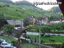 [P27] priveliste din balconul camerei, observati in dreapta pensiunea Vraja Muntelui 3 unde am stat inainte. » foto by adryana
 - 
<span class="allrVoted glyphicon glyphicon-heart hidden" id="av333201"></span>
<a class="m-l-10 hidden" id="sv333201" onclick="voting_Foto_DelVot(,333201,5519)" role="button">șterge vot <span class="glyphicon glyphicon-remove"></span></a>
<a id="v9333201" class=" c-red"  onclick="voting_Foto_SetVot(333201)" role="button"><span class="glyphicon glyphicon-heart-empty"></span> <b>LIKE</b> = Votează poza</a> <img class="hidden"  id="f333201W9" src="/imagini/loader.gif" border="0" /><span class="AjErrMes hidden" id="e333201ErM"></span>