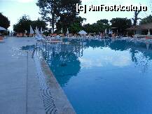 [P03] piscina hotelului,cu alee spre malul marii » foto by anytha29
 - 
<span class="allrVoted glyphicon glyphicon-heart hidden" id="av66377"></span>
<a class="m-l-10 hidden" id="sv66377" onclick="voting_Foto_DelVot(,66377,5521)" role="button">șterge vot <span class="glyphicon glyphicon-remove"></span></a>
<a id="v966377" class=" c-red"  onclick="voting_Foto_SetVot(66377)" role="button"><span class="glyphicon glyphicon-heart-empty"></span> <b>LIKE</b> = Votează poza</a> <img class="hidden"  id="f66377W9" src="/imagini/loader.gif" border="0" /><span class="AjErrMes hidden" id="e66377ErM"></span>