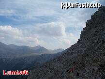 [P15] Muntele Olimp - coborarea spre Refugiul A prin Zonaria de jos » foto by Lumis66
 - 
<span class="allrVoted glyphicon glyphicon-heart hidden" id="av281572"></span>
<a class="m-l-10 hidden" id="sv281572" onclick="voting_Foto_DelVot(,281572,5524)" role="button">șterge vot <span class="glyphicon glyphicon-remove"></span></a>
<a id="v9281572" class=" c-red"  onclick="voting_Foto_SetVot(281572)" role="button"><span class="glyphicon glyphicon-heart-empty"></span> <b>LIKE</b> = Votează poza</a> <img class="hidden"  id="f281572W9" src="/imagini/loader.gif" border="0" /><span class="AjErrMes hidden" id="e281572ErM"></span>