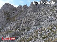 [P07] Muntele Olimp - coborarea de pe Mytikas prin culoarul Loukin » foto by Lumis66
 - 
<span class="allrVoted glyphicon glyphicon-heart hidden" id="av281564"></span>
<a class="m-l-10 hidden" id="sv281564" onclick="voting_Foto_DelVot(,281564,5524)" role="button">șterge vot <span class="glyphicon glyphicon-remove"></span></a>
<a id="v9281564" class=" c-red"  onclick="voting_Foto_SetVot(281564)" role="button"><span class="glyphicon glyphicon-heart-empty"></span> <b>LIKE</b> = Votează poza</a> <img class="hidden"  id="f281564W9" src="/imagini/loader.gif" border="0" /><span class="AjErrMes hidden" id="e281564ErM"></span>