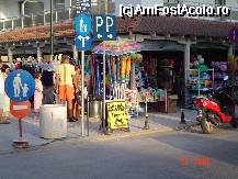 [P37] bazare peste tot....aveai de unde alege... » foto by ionut73
 - 
<span class="allrVoted glyphicon glyphicon-heart hidden" id="av61112"></span>
<a class="m-l-10 hidden" id="sv61112" onclick="voting_Foto_DelVot(,61112,5525)" role="button">șterge vot <span class="glyphicon glyphicon-remove"></span></a>
<a id="v961112" class=" c-red"  onclick="voting_Foto_SetVot(61112)" role="button"><span class="glyphicon glyphicon-heart-empty"></span> <b>LIKE</b> = Votează poza</a> <img class="hidden"  id="f61112W9" src="/imagini/loader.gif" border="0" /><span class="AjErrMes hidden" id="e61112ErM"></span>