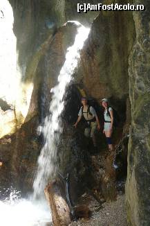 [P08] O alta cascada in spatele careia se poate intra » foto by Claudiu U.
 - 
<span class="allrVoted glyphicon glyphicon-heart hidden" id="av123149"></span>
<a class="m-l-10 hidden" id="sv123149" onclick="voting_Foto_DelVot(,123149,5531)" role="button">șterge vot <span class="glyphicon glyphicon-remove"></span></a>
<a id="v9123149" class=" c-red"  onclick="voting_Foto_SetVot(123149)" role="button"><span class="glyphicon glyphicon-heart-empty"></span> <b>LIKE</b> = Votează poza</a> <img class="hidden"  id="f123149W9" src="/imagini/loader.gif" border="0" /><span class="AjErrMes hidden" id="e123149ErM"></span>
