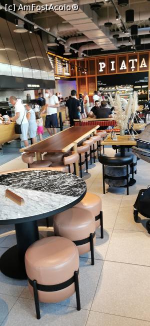 [P05] Restaurant Piața 9 din Oradea » foto by vamean1976
 - 
<span class="allrVoted glyphicon glyphicon-heart hidden" id="av1242279"></span>
<a class="m-l-10 hidden" id="sv1242279" onclick="voting_Foto_DelVot(,1242279,5534)" role="button">șterge vot <span class="glyphicon glyphicon-remove"></span></a>
<a id="v91242279" class=" c-red"  onclick="voting_Foto_SetVot(1242279)" role="button"><span class="glyphicon glyphicon-heart-empty"></span> <b>LIKE</b> = Votează poza</a> <img class="hidden"  id="f1242279W9" src="/imagini/loader.gif" border="0" /><span class="AjErrMes hidden" id="e1242279ErM"></span>