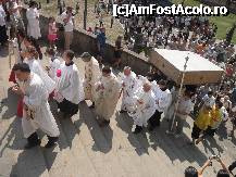 [P18] Procesiune la Manastirea Maria Radna,in 15 august. » foto by curcubeu
 - 
<span class="allrVoted glyphicon glyphicon-heart hidden" id="av192657"></span>
<a class="m-l-10 hidden" id="sv192657" onclick="voting_Foto_DelVot(,192657,5539)" role="button">șterge vot <span class="glyphicon glyphicon-remove"></span></a>
<a id="v9192657" class=" c-red"  onclick="voting_Foto_SetVot(192657)" role="button"><span class="glyphicon glyphicon-heart-empty"></span> <b>LIKE</b> = Votează poza</a> <img class="hidden"  id="f192657W9" src="/imagini/loader.gif" border="0" /><span class="AjErrMes hidden" id="e192657ErM"></span>