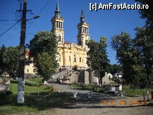 [P04] Impunatoarea Manastire Maria-Radna.  » foto by Rodel
 - 
<span class="allrVoted glyphicon glyphicon-heart hidden" id="av418105"></span>
<a class="m-l-10 hidden" id="sv418105" onclick="voting_Foto_DelVot(,418105,5539)" role="button">șterge vot <span class="glyphicon glyphicon-remove"></span></a>
<a id="v9418105" class=" c-red"  onclick="voting_Foto_SetVot(418105)" role="button"><span class="glyphicon glyphicon-heart-empty"></span> <b>LIKE</b> = Votează poza</a> <img class="hidden"  id="f418105W9" src="/imagini/loader.gif" border="0" /><span class="AjErrMes hidden" id="e418105ErM"></span>