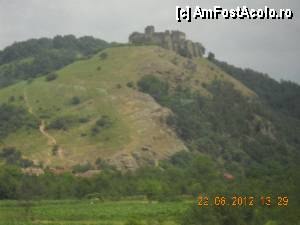 [P05] ruinele cetatii Soimos » foto by Rodel
 - 
<span class="allrVoted glyphicon glyphicon-heart hidden" id="av418106"></span>
<a class="m-l-10 hidden" id="sv418106" onclick="voting_Foto_DelVot(,418106,5539)" role="button">șterge vot <span class="glyphicon glyphicon-remove"></span></a>
<a id="v9418106" class=" c-red"  onclick="voting_Foto_SetVot(418106)" role="button"><span class="glyphicon glyphicon-heart-empty"></span> <b>LIKE</b> = Votează poza</a> <img class="hidden"  id="f418106W9" src="/imagini/loader.gif" border="0" /><span class="AjErrMes hidden" id="e418106ErM"></span>