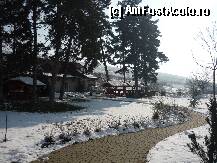 [P02] pensiunea si parculetul din fata » foto by petrus95
 - 
<span class="allrVoted glyphicon glyphicon-heart hidden" id="av181320"></span>
<a class="m-l-10 hidden" id="sv181320" onclick="voting_Foto_DelVot(,181320,5539)" role="button">șterge vot <span class="glyphicon glyphicon-remove"></span></a>
<a id="v9181320" class=" c-red"  onclick="voting_Foto_SetVot(181320)" role="button"><span class="glyphicon glyphicon-heart-empty"></span> <b>LIKE</b> = Votează poza</a> <img class="hidden"  id="f181320W9" src="/imagini/loader.gif" border="0" /><span class="AjErrMes hidden" id="e181320ErM"></span>