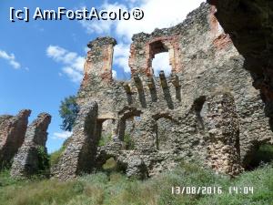 [P14] Cetatea Șoimoș » foto by ungureanica
 - 
<span class="allrVoted glyphicon glyphicon-heart hidden" id="av796773"></span>
<a class="m-l-10 hidden" id="sv796773" onclick="voting_Foto_DelVot(,796773,5539)" role="button">șterge vot <span class="glyphicon glyphicon-remove"></span></a>
<a id="v9796773" class=" c-red"  onclick="voting_Foto_SetVot(796773)" role="button"><span class="glyphicon glyphicon-heart-empty"></span> <b>LIKE</b> = Votează poza</a> <img class="hidden"  id="f796773W9" src="/imagini/loader.gif" border="0" /><span class="AjErrMes hidden" id="e796773ErM"></span>