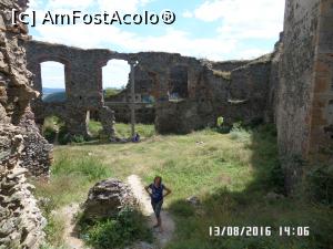 [P15] Cetatea Șoimoș » foto by ungureanica
 - 
<span class="allrVoted glyphicon glyphicon-heart hidden" id="av796774"></span>
<a class="m-l-10 hidden" id="sv796774" onclick="voting_Foto_DelVot(,796774,5539)" role="button">șterge vot <span class="glyphicon glyphicon-remove"></span></a>
<a id="v9796774" class=" c-red"  onclick="voting_Foto_SetVot(796774)" role="button"><span class="glyphicon glyphicon-heart-empty"></span> <b>LIKE</b> = Votează poza</a> <img class="hidden"  id="f796774W9" src="/imagini/loader.gif" border="0" /><span class="AjErrMes hidden" id="e796774ErM"></span>