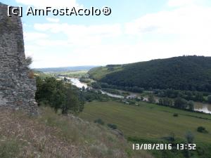 [P16] Mureșul văzut de la Cetatea Șoimoș » foto by ungureanica
 - 
<span class="allrVoted glyphicon glyphicon-heart hidden" id="av796775"></span>
<a class="m-l-10 hidden" id="sv796775" onclick="voting_Foto_DelVot(,796775,5539)" role="button">șterge vot <span class="glyphicon glyphicon-remove"></span></a>
<a id="v9796775" class=" c-red"  onclick="voting_Foto_SetVot(796775)" role="button"><span class="glyphicon glyphicon-heart-empty"></span> <b>LIKE</b> = Votează poza</a> <img class="hidden"  id="f796775W9" src="/imagini/loader.gif" border="0" /><span class="AjErrMes hidden" id="e796775ErM"></span>