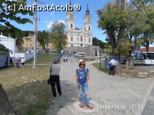 [P06] Mănăstirea Maria Radna » foto by ungureanica
 - 
<span class="allrVoted glyphicon glyphicon-heart hidden" id="av796765"></span>
<a class="m-l-10 hidden" id="sv796765" onclick="voting_Foto_DelVot(,796765,5539)" role="button">șterge vot <span class="glyphicon glyphicon-remove"></span></a>
<a id="v9796765" class=" c-red"  onclick="voting_Foto_SetVot(796765)" role="button"><span class="glyphicon glyphicon-heart-empty"></span> <b>LIKE</b> = Votează poza</a> <img class="hidden"  id="f796765W9" src="/imagini/loader.gif" border="0" /><span class="AjErrMes hidden" id="e796765ErM"></span>