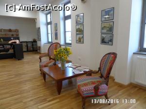[P09] În interiorul magazinului de suveniruri de la Mănăstirea Maria Radna » foto by ungureanica
 - 
<span class="allrVoted glyphicon glyphicon-heart hidden" id="av796768"></span>
<a class="m-l-10 hidden" id="sv796768" onclick="voting_Foto_DelVot(,796768,5539)" role="button">șterge vot <span class="glyphicon glyphicon-remove"></span></a>
<a id="v9796768" class=" c-red"  onclick="voting_Foto_SetVot(796768)" role="button"><span class="glyphicon glyphicon-heart-empty"></span> <b>LIKE</b> = Votează poza</a> <img class="hidden"  id="f796768W9" src="/imagini/loader.gif" border="0" /><span class="AjErrMes hidden" id="e796768ErM"></span>