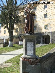 [P04] Statuia Sfantului Ioan de Nepomuc » foto by adria
 - 
<span class="allrVoted glyphicon glyphicon-heart hidden" id="av66917"></span>
<a class="m-l-10 hidden" id="sv66917" onclick="voting_Foto_DelVot(,66917,5539)" role="button">șterge vot <span class="glyphicon glyphicon-remove"></span></a>
<a id="v966917" class=" c-red"  onclick="voting_Foto_SetVot(66917)" role="button"><span class="glyphicon glyphicon-heart-empty"></span> <b>LIKE</b> = Votează poza</a> <img class="hidden"  id="f66917W9" src="/imagini/loader.gif" border="0" /><span class="AjErrMes hidden" id="e66917ErM"></span>