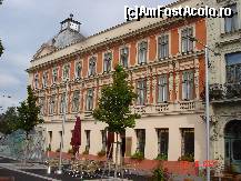 [P02] Hotelul Koelbeck vazut dinspre columbusplatz si cu terasa de la parter » foto by zpedro*
 - 
<span class="allrVoted glyphicon glyphicon-heart hidden" id="av114593"></span>
<a class="m-l-10 hidden" id="sv114593" onclick="voting_Foto_DelVot(,114593,5541)" role="button">șterge vot <span class="glyphicon glyphicon-remove"></span></a>
<a id="v9114593" class=" c-red"  onclick="voting_Foto_SetVot(114593)" role="button"><span class="glyphicon glyphicon-heart-empty"></span> <b>LIKE</b> = Votează poza</a> <img class="hidden"  id="f114593W9" src="/imagini/loader.gif" border="0" /><span class="AjErrMes hidden" id="e114593ErM"></span>