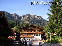 [P04] efectiv centrul Alpbach » foto by geordan
 - 
<span class="allrVoted glyphicon glyphicon-heart hidden" id="av67007"></span>
<a class="m-l-10 hidden" id="sv67007" onclick="voting_Foto_DelVot(,67007,5543)" role="button">șterge vot <span class="glyphicon glyphicon-remove"></span></a>
<a id="v967007" class=" c-red"  onclick="voting_Foto_SetVot(67007)" role="button"><span class="glyphicon glyphicon-heart-empty"></span> <b>LIKE</b> = Votează poza</a> <img class="hidden"  id="f67007W9" src="/imagini/loader.gif" border="0" /><span class="AjErrMes hidden" id="e67007ErM"></span>