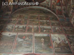 [P31] Alte picturi vechi din interiorul bisericii mari a mănăstirii Bistrița.  » foto by Floryn81
 - 
<span class="allrVoted glyphicon glyphicon-heart hidden" id="av813018"></span>
<a class="m-l-10 hidden" id="sv813018" onclick="voting_Foto_DelVot(,813018,5547)" role="button">șterge vot <span class="glyphicon glyphicon-remove"></span></a>
<a id="v9813018" class=" c-red"  onclick="voting_Foto_SetVot(813018)" role="button"><span class="glyphicon glyphicon-heart-empty"></span> <b>LIKE</b> = Votează poza</a> <img class="hidden"  id="f813018W9" src="/imagini/loader.gif" border="0" /><span class="AjErrMes hidden" id="e813018ErM"></span>
