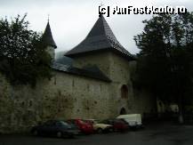 [P03] Manastirea Bistrita - Parcare sub zidurile voievodale. » foto by iulianic
 - 
<span class="allrVoted glyphicon glyphicon-heart hidden" id="av307967"></span>
<a class="m-l-10 hidden" id="sv307967" onclick="voting_Foto_DelVot(,307967,5547)" role="button">șterge vot <span class="glyphicon glyphicon-remove"></span></a>
<a id="v9307967" class=" c-red"  onclick="voting_Foto_SetVot(307967)" role="button"><span class="glyphicon glyphicon-heart-empty"></span> <b>LIKE</b> = Votează poza</a> <img class="hidden"  id="f307967W9" src="/imagini/loader.gif" border="0" /><span class="AjErrMes hidden" id="e307967ErM"></span>