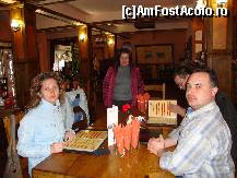 [P05] in restaurant » foto by Sanziana
 - 
<span class="allrVoted glyphicon glyphicon-heart hidden" id="av67397"></span>
<a class="m-l-10 hidden" id="sv67397" onclick="voting_Foto_DelVot(,67397,5558)" role="button">șterge vot <span class="glyphicon glyphicon-remove"></span></a>
<a id="v967397" class=" c-red"  onclick="voting_Foto_SetVot(67397)" role="button"><span class="glyphicon glyphicon-heart-empty"></span> <b>LIKE</b> = Votează poza</a> <img class="hidden"  id="f67397W9" src="/imagini/loader.gif" border="0" /><span class="AjErrMes hidden" id="e67397ErM"></span>