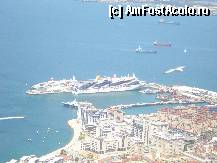 [P19] Gibraltar,mica parte din port. » foto by olga
 - 
<span class="allrVoted glyphicon glyphicon-heart hidden" id="av323906"></span>
<a class="m-l-10 hidden" id="sv323906" onclick="voting_Foto_DelVot(,323906,5561)" role="button">șterge vot <span class="glyphicon glyphicon-remove"></span></a>
<a id="v9323906" class=" c-red"  onclick="voting_Foto_SetVot(323906)" role="button"><span class="glyphicon glyphicon-heart-empty"></span> <b>LIKE</b> = Votează poza</a> <img class="hidden"  id="f323906W9" src="/imagini/loader.gif" border="0" /><span class="AjErrMes hidden" id="e323906ErM"></span>