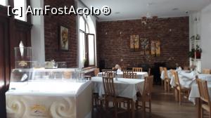 [P14] Casa Del Sole, Alba Iulia » foto by Mioritik
 - 
<span class="allrVoted glyphicon glyphicon-heart hidden" id="av1273912"></span>
<a class="m-l-10 hidden" id="sv1273912" onclick="voting_Foto_DelVot(,1273912,5567)" role="button">șterge vot <span class="glyphicon glyphicon-remove"></span></a>
<a id="v91273912" class=" c-red"  onclick="voting_Foto_SetVot(1273912)" role="button"><span class="glyphicon glyphicon-heart-empty"></span> <b>LIKE</b> = Votează poza</a> <img class="hidden"  id="f1273912W9" src="/imagini/loader.gif" border="0" /><span class="AjErrMes hidden" id="e1273912ErM"></span>