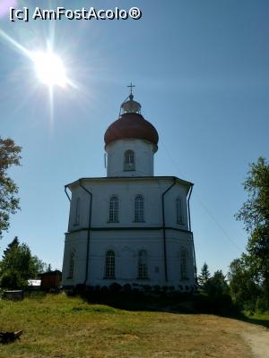 [P14] Sekirnaya Gora - Biserica cu far » foto by calator2000
 - 
<span class="allrVoted glyphicon glyphicon-heart hidden" id="av1052816"></span>
<a class="m-l-10 hidden" id="sv1052816" onclick="voting_Foto_DelVot(,1052816,5579)" role="button">șterge vot <span class="glyphicon glyphicon-remove"></span></a>
<a id="v91052816" class=" c-red"  onclick="voting_Foto_SetVot(1052816)" role="button"><span class="glyphicon glyphicon-heart-empty"></span> <b>LIKE</b> = Votează poza</a> <img class="hidden"  id="f1052816W9" src="/imagini/loader.gif" border="0" /><span class="AjErrMes hidden" id="e1052816ErM"></span>