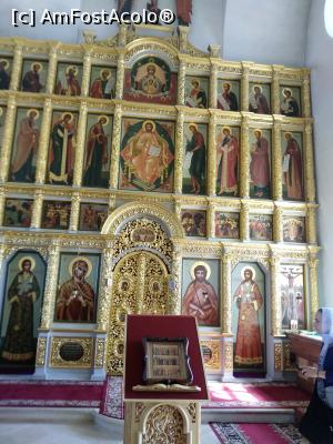 [P26] Insula Anzer - Schitul Răstignirii de pe Golgota (interior)  » foto by calator2000
 - 
<span class="allrVoted glyphicon glyphicon-heart hidden" id="av1052828"></span>
<a class="m-l-10 hidden" id="sv1052828" onclick="voting_Foto_DelVot(,1052828,5579)" role="button">șterge vot <span class="glyphicon glyphicon-remove"></span></a>
<a id="v91052828" class=" c-red"  onclick="voting_Foto_SetVot(1052828)" role="button"><span class="glyphicon glyphicon-heart-empty"></span> <b>LIKE</b> = Votează poza</a> <img class="hidden"  id="f1052828W9" src="/imagini/loader.gif" border="0" /><span class="AjErrMes hidden" id="e1052828ErM"></span>