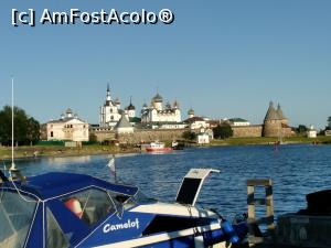 [P28] Mănăstirea Solovăţ vedere dinspre mare (seara)  » foto by calator2000
 - 
<span class="allrVoted glyphicon glyphicon-heart hidden" id="av1052830"></span>
<a class="m-l-10 hidden" id="sv1052830" onclick="voting_Foto_DelVot(,1052830,5579)" role="button">șterge vot <span class="glyphicon glyphicon-remove"></span></a>
<a id="v91052830" class=" c-red"  onclick="voting_Foto_SetVot(1052830)" role="button"><span class="glyphicon glyphicon-heart-empty"></span> <b>LIKE</b> = Votează poza</a> <img class="hidden"  id="f1052830W9" src="/imagini/loader.gif" border="0" /><span class="AjErrMes hidden" id="e1052830ErM"></span>