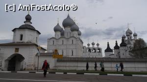 [P45] Kremlinul din Rostov » foto by mariana.olaru
 - 
<span class="allrVoted glyphicon glyphicon-heart hidden" id="av1075317"></span>
<a class="m-l-10 hidden" id="sv1075317" onclick="voting_Foto_DelVot(,1075317,5579)" role="button">șterge vot <span class="glyphicon glyphicon-remove"></span></a>
<a id="v91075317" class=" c-red"  onclick="voting_Foto_SetVot(1075317)" role="button"><span class="glyphicon glyphicon-heart-empty"></span> <b>LIKE</b> = Votează poza</a> <img class="hidden"  id="f1075317W9" src="/imagini/loader.gif" border="0" /><span class="AjErrMes hidden" id="e1075317ErM"></span>