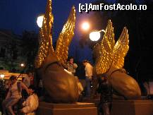 [P18] Grifoni cu aripi aurite vazuti intr-o noapte alba in ST. PETERSBURG » foto by Michi
 - 
<span class="allrVoted glyphicon glyphicon-heart hidden" id="av144730"></span>
<a class="m-l-10 hidden" id="sv144730" onclick="voting_Foto_DelVot(,144730,5579)" role="button">șterge vot <span class="glyphicon glyphicon-remove"></span></a>
<a id="v9144730" class=" c-red"  onclick="voting_Foto_SetVot(144730)" role="button"><span class="glyphicon glyphicon-heart-empty"></span> <b>LIKE</b> = Votează poza</a> <img class="hidden"  id="f144730W9" src="/imagini/loader.gif" border="0" /><span class="AjErrMes hidden" id="e144730ErM"></span>