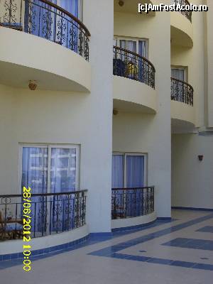 [P01] terasa şi camera » foto by georgeb
 - 
<span class="allrVoted glyphicon glyphicon-heart hidden" id="av505893"></span>
<a class="m-l-10 hidden" id="sv505893" onclick="voting_Foto_DelVot(,505893,5594)" role="button">șterge vot <span class="glyphicon glyphicon-remove"></span></a>
<a id="v9505893" class=" c-red"  onclick="voting_Foto_SetVot(505893)" role="button"><span class="glyphicon glyphicon-heart-empty"></span> <b>LIKE</b> = Votează poza</a> <img class="hidden"  id="f505893W9" src="/imagini/loader.gif" border="0" /><span class="AjErrMes hidden" id="e505893ErM"></span>