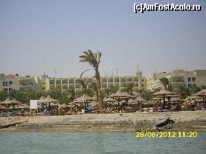 [P06] resortul văzut de pe mare » foto by georgeb
 - 
<span class="allrVoted glyphicon glyphicon-heart hidden" id="av505898"></span>
<a class="m-l-10 hidden" id="sv505898" onclick="voting_Foto_DelVot(,505898,5594)" role="button">șterge vot <span class="glyphicon glyphicon-remove"></span></a>
<a id="v9505898" class=" c-red"  onclick="voting_Foto_SetVot(505898)" role="button"><span class="glyphicon glyphicon-heart-empty"></span> <b>LIKE</b> = Votează poza</a> <img class="hidden"  id="f505898W9" src="/imagini/loader.gif" border="0" /><span class="AjErrMes hidden" id="e505898ErM"></span>